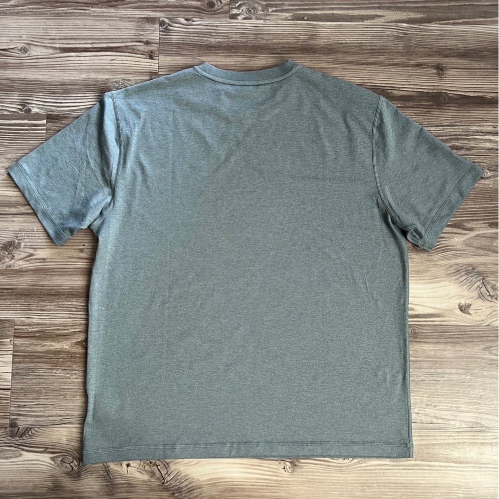 Vuori T Shirt Grey Super Soft - Picture 2 of 8